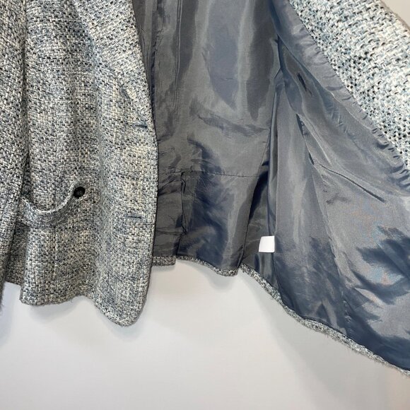 Talbots Woman Petite 22WP Tweed Blazer Jacket Blue/White 2-Button Made In China - Picture 6 of 11